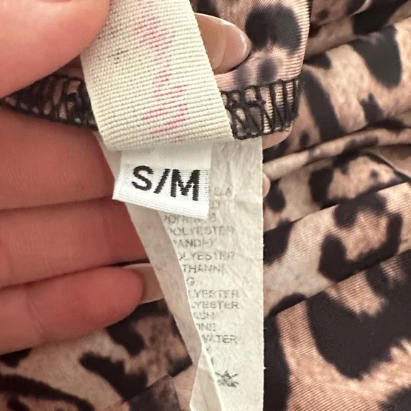 Leopard Print Women's Bike Shorts - Picture 4 of 4